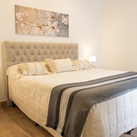 Augusta Deluxe Apartment Салта Екстериор снимка