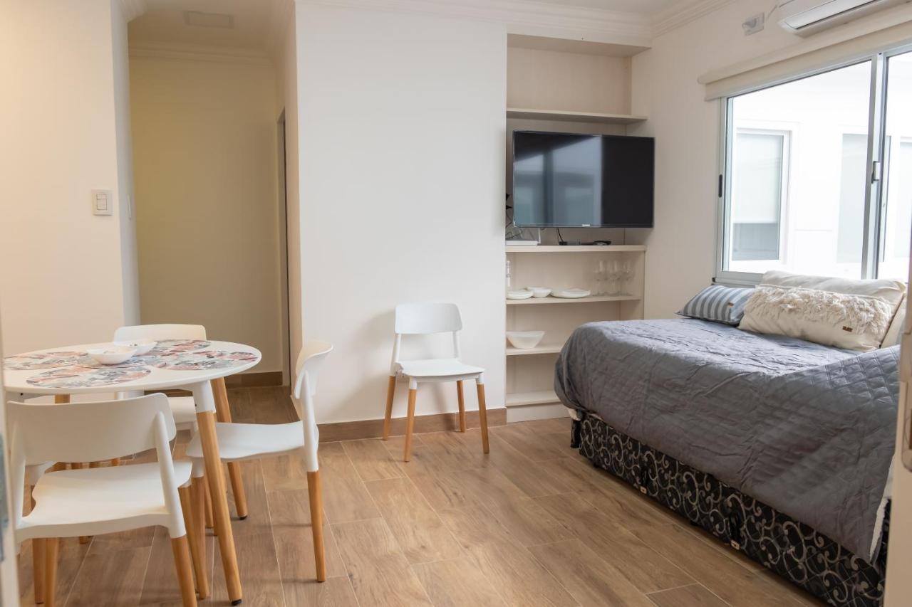 Augusta Deluxe Apartment Салта Екстериор снимка