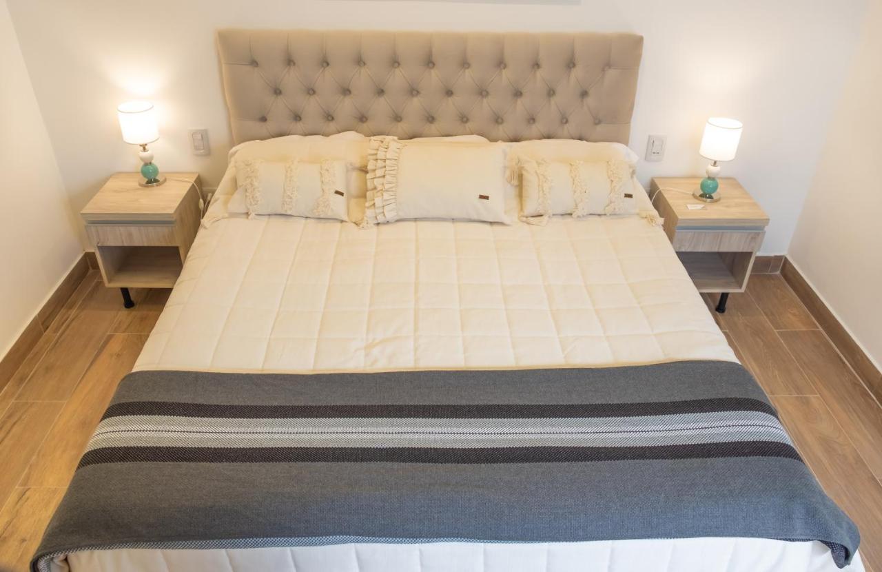 Augusta Deluxe Apartment Салта Екстериор снимка