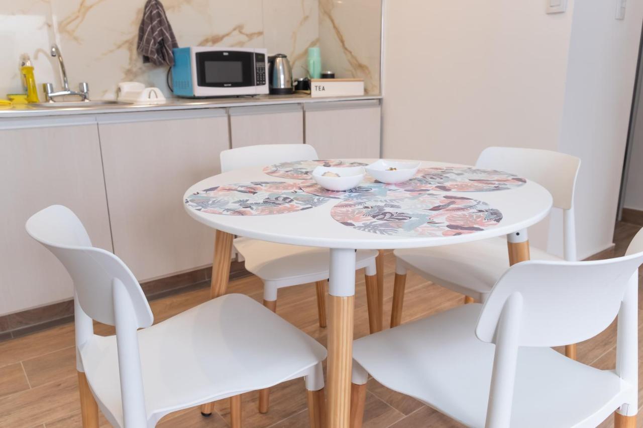 Augusta Deluxe Apartment Салта Екстериор снимка